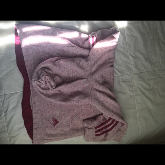 Never worn adidas sweatshirt. Size L - Picture 8 of 8